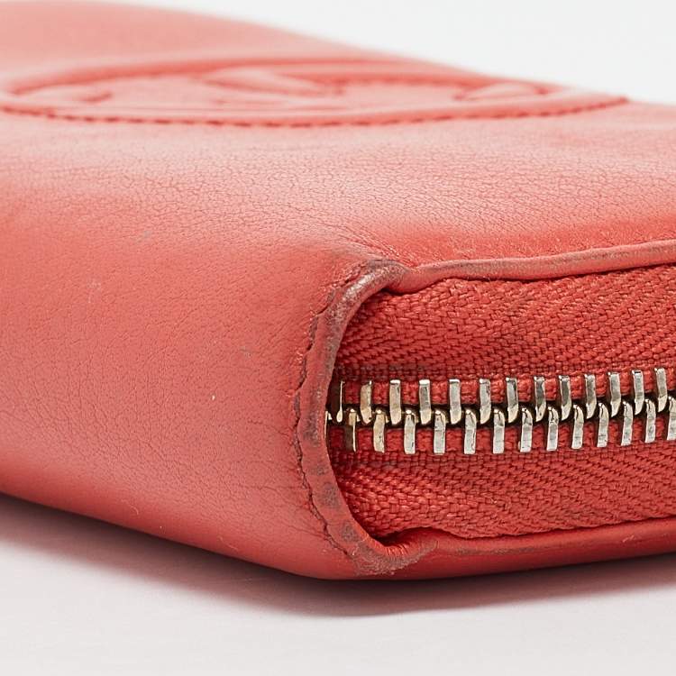 Pre Owned Gucci Orange Leather Soho Zip Continental Wallet