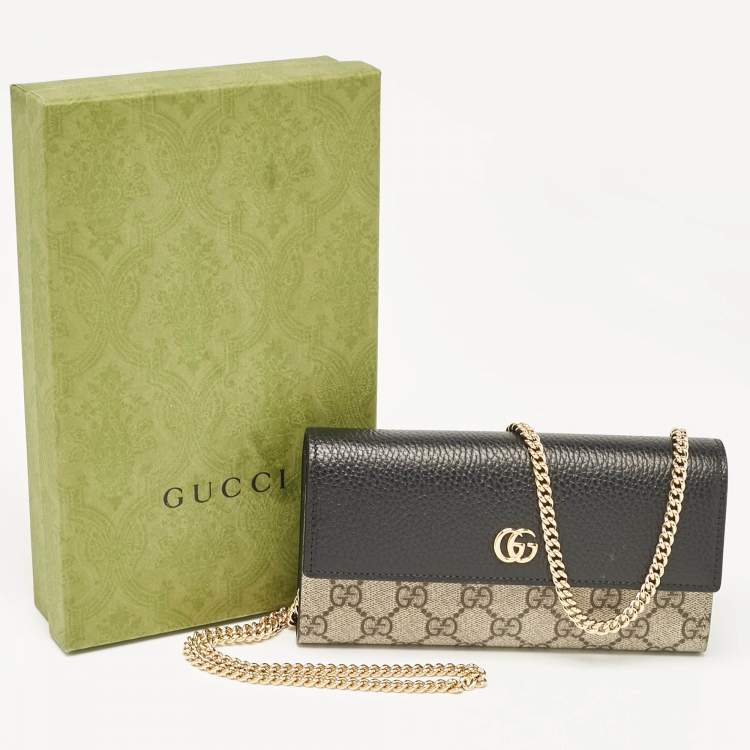 Pre Owned Gucci Beige/Black GG Supreme Canvas and Leather Wallet On Chain