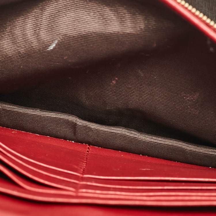 Pre Owned Gucci Red Microguccissima Leather Flap Wallet on Strap