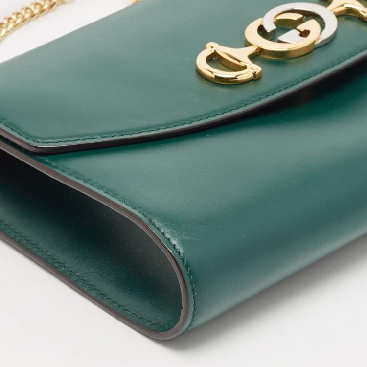 Pre Owned Gucci Green Leather Zumi Top Handle Bag