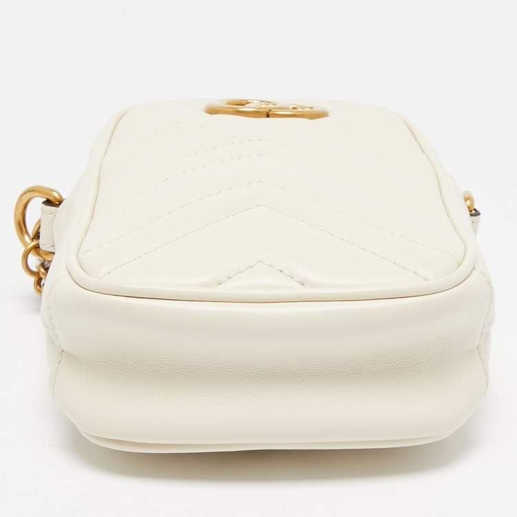 Pre Owned Gucci Off White Matelassé Leather Mini GG Marmont Shoulder Bag