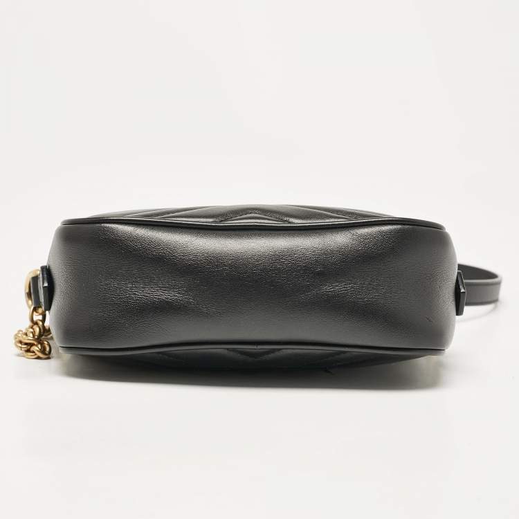 Pre Owned Gucci Black Matelasse Leather Mini GG Marmont Shoulder Bag