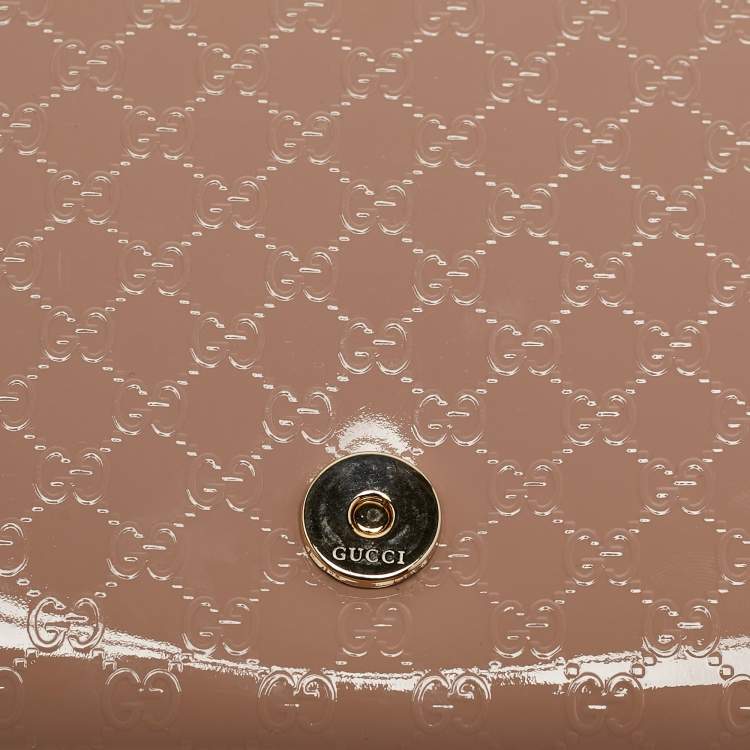 Pre Owned Gucci Beige Microguccissima Patent Leather Broadway Clutch