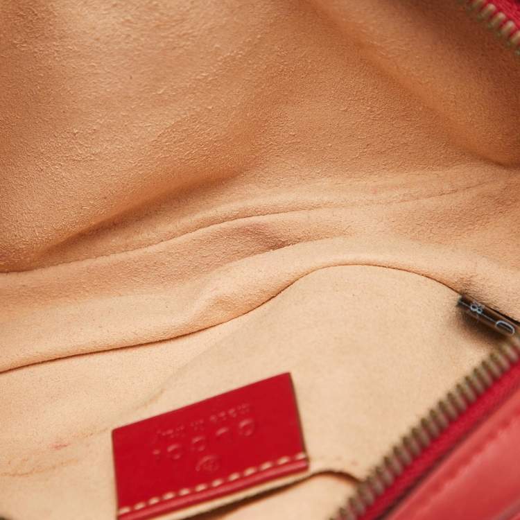 Pre Owned Gucci Red Matelassé Leather GG Marmont Belt Bag