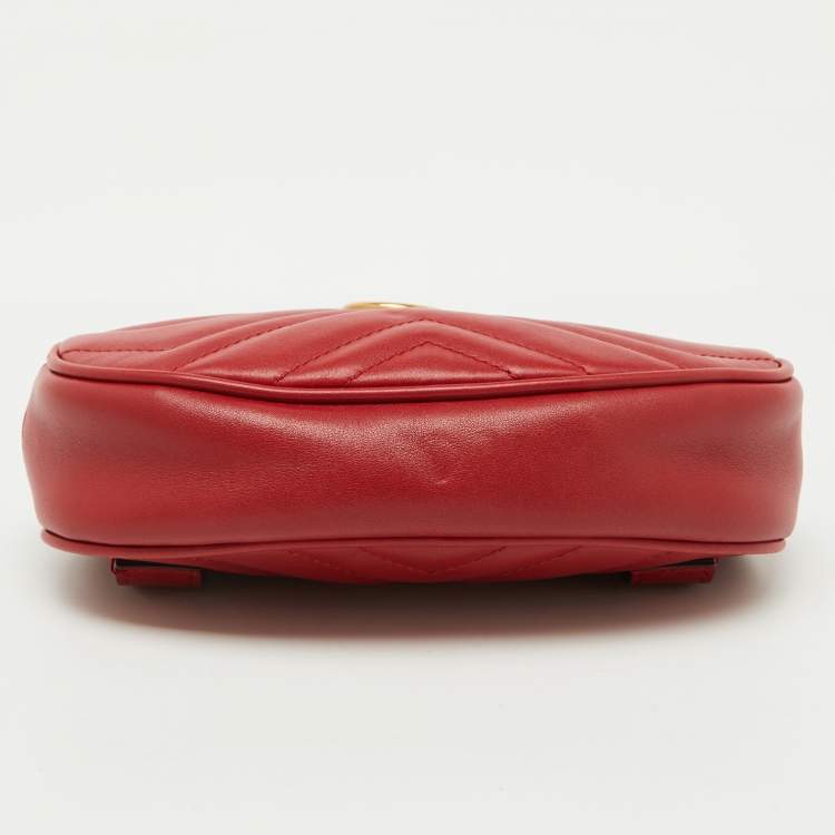 Pre Owned Gucci Red Matelassé Leather GG Marmont Belt Bag