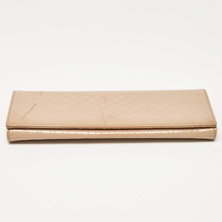 Pre Owned Gucci Beige Microguccissima Patent Leather Broadway Clutch