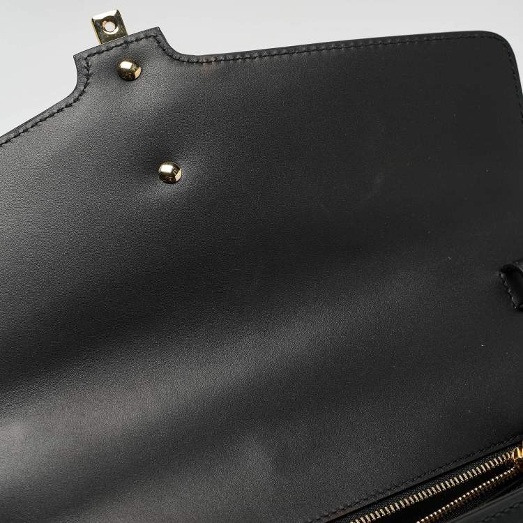 Pre Owned Gucci Black Leather Medium Animal Studs Sylvie Top Handle Bag