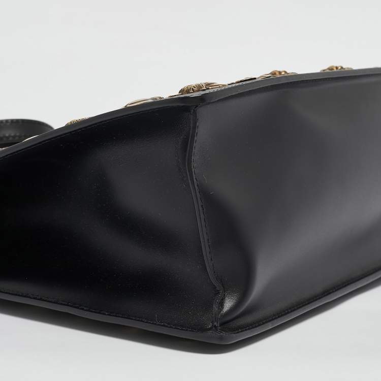 Pre Owned Gucci Black Leather Medium Animal Studs Sylvie Top Handle Bag