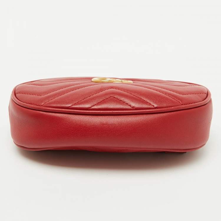 Pre Owned Gucci Red Matelasse Leather GG Marmont Belt Bag
