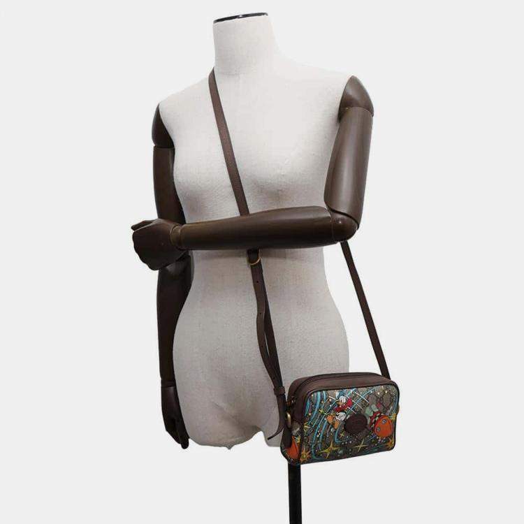 مملوكة مسبقًا Gucci Disney Gg Supreme Shoulder Bag Donald Duck Beige/Brown Pvc Leather