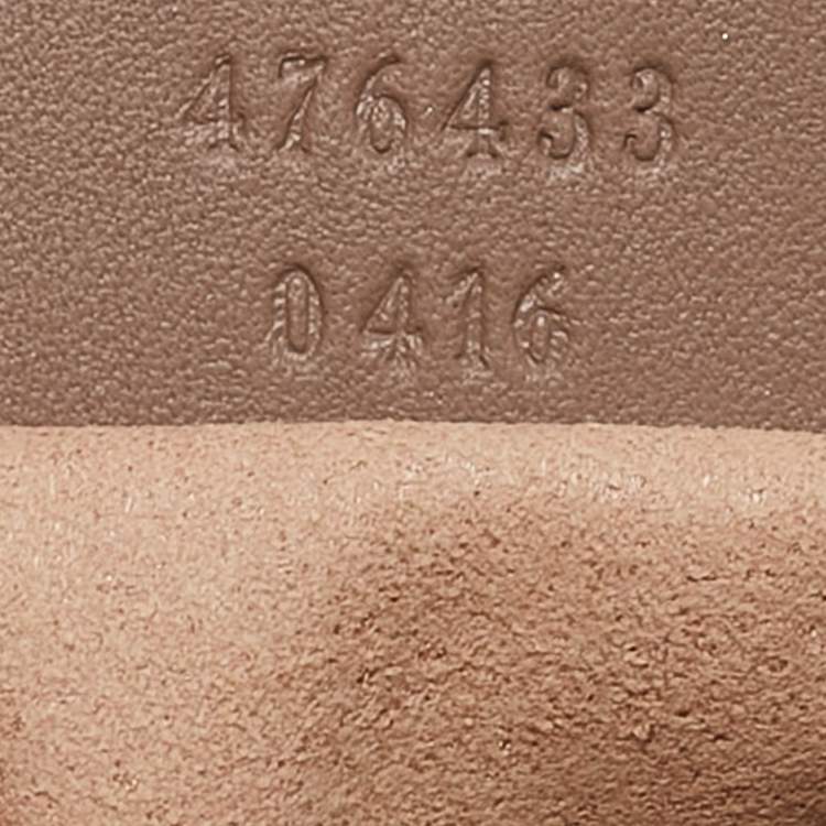 مملوكة مسبقًا Gucci Beige Matelassé Leather Super Mini GG Marmont Shoulder Bag
