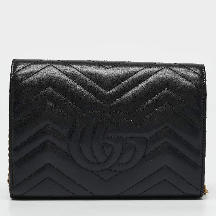 مملوكة مسبقًا Gucci Black Matelassé Leather GG Marmont Wallet On Chain