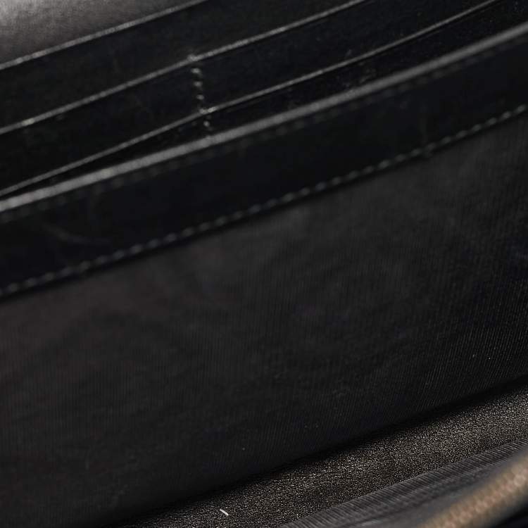 مملوكة مسبقًا Gucci Black Matelassé Leather GG Marmont Wallet On Chain