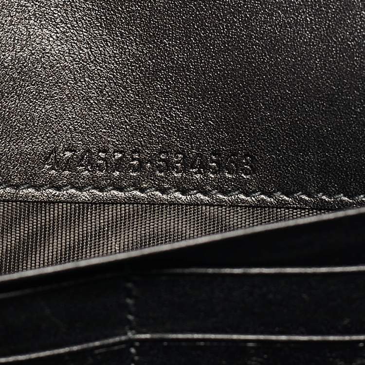 مملوكة مسبقًا Gucci Black Matelassé Leather GG Marmont Wallet On Chain