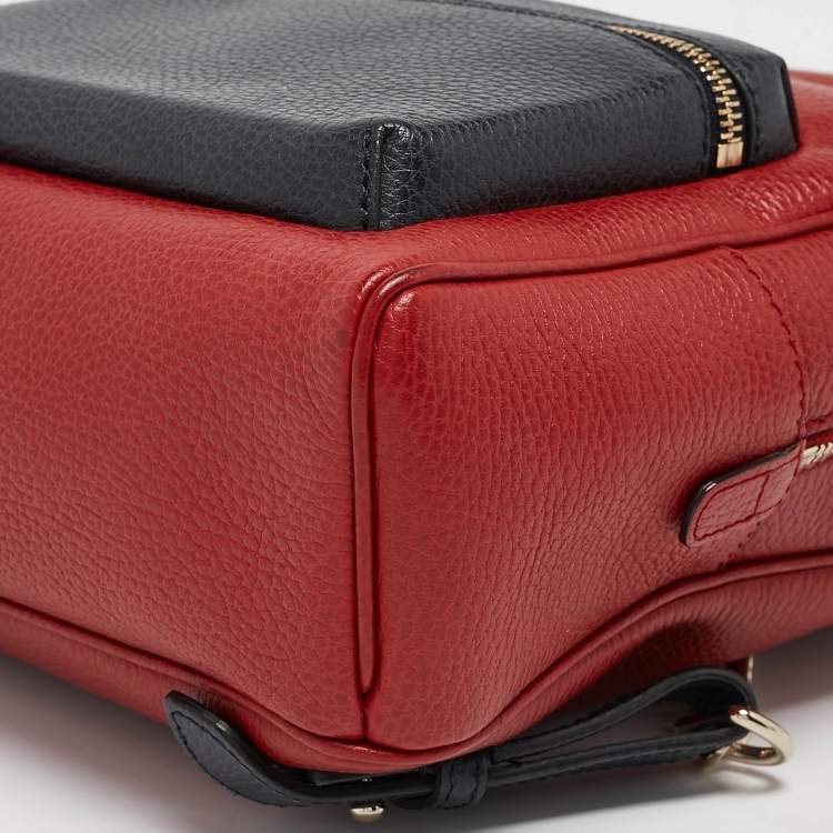 Pre Owned Gucci Red/Navy Blue Leather Soho Chain Backpack