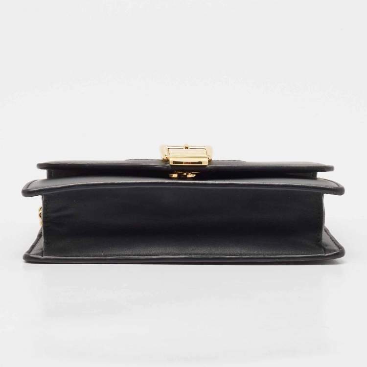 مملوكة مسبقًا Gucci Black Leather Super Mini Sylvie Chain Shoulder Bag