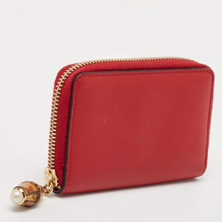 مملوكة مسبقًا Gucci Red Leather Bamboo Zip Around Wallet