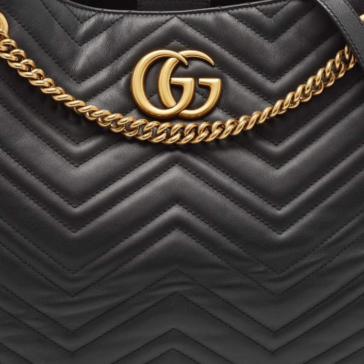 مملوكة مسبقًا Gucci Black Matelassé Leather Medium GG Marmont Tote