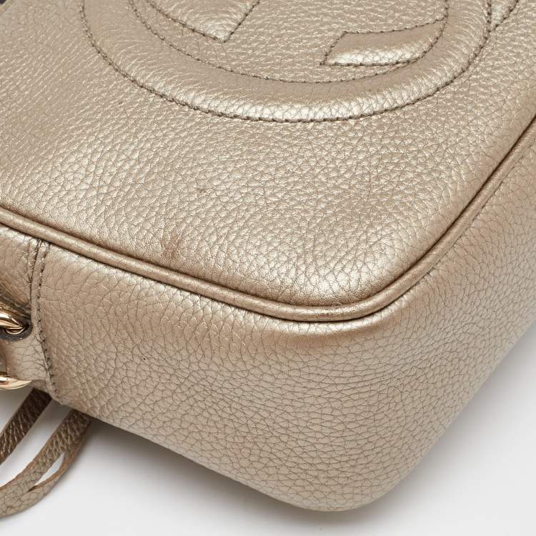 مملوكة مسبقًا Gucci Metallic Leather Small Soho Disco Crossbody Bag