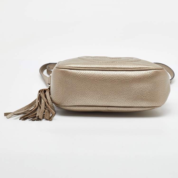 مملوكة مسبقًا Gucci Metallic Leather Small Soho Disco Crossbody Bag