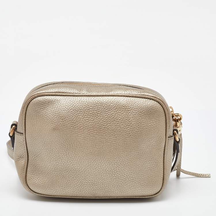 مملوكة مسبقًا Gucci Metallic Leather Small Soho Disco Crossbody Bag