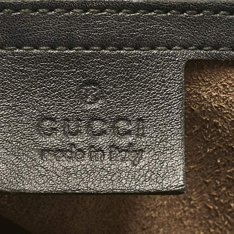 مملوكة مسبقًا Gucci Black/Beige GG Supreme Canvas and Leather Medium Padlock Shoulder Bag