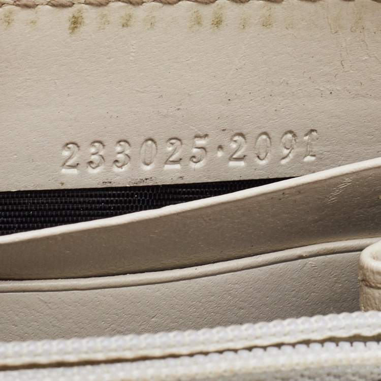 Pre Owned Gucci Beige/Cream GG Canvas and Leather Zip Around Wallet