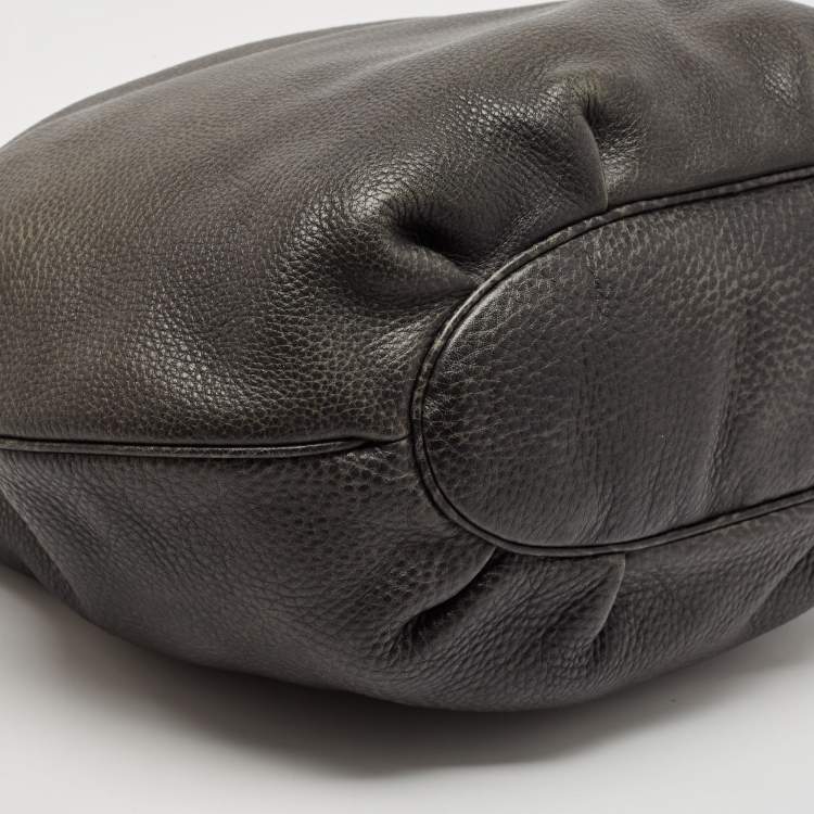 مملوكة مسبقًا Gucci Dark Grey Leather Medium Pelham Hobo