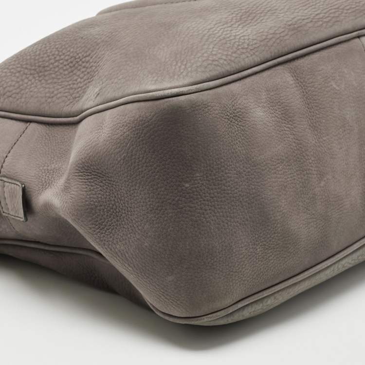 Pre Owned Gucci Grey Leather Large Soho Chain Bag
