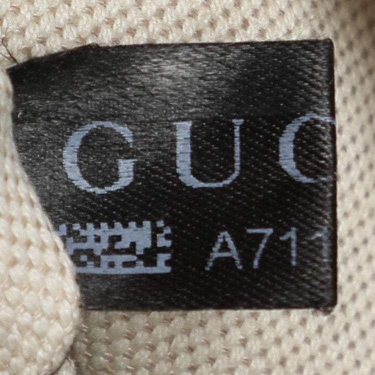 Pre Owned Gucci GG Denim and Leather Medium Sukey Hobo