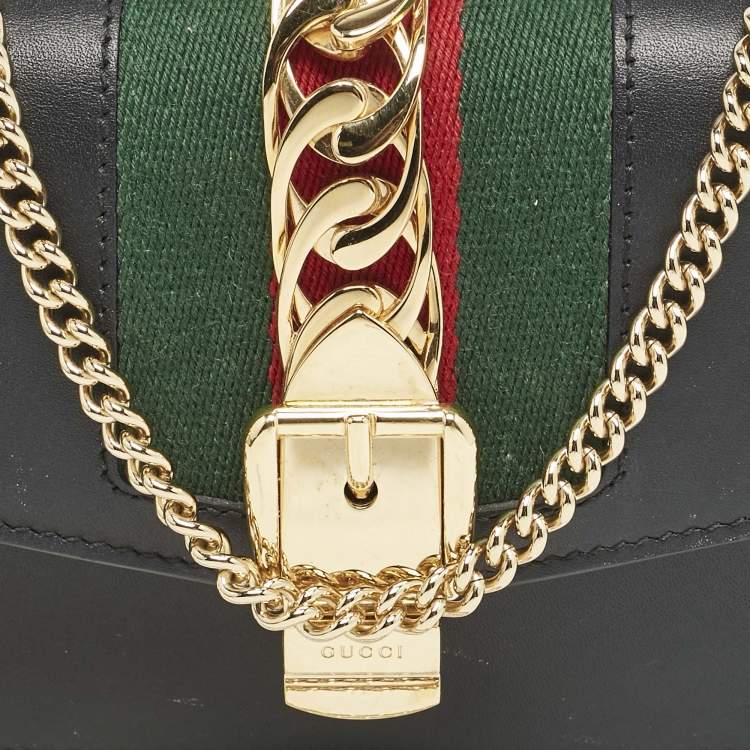 Pre Owned Gucci Black Leather Super Mini Sylvie Chain Shoulder Bag