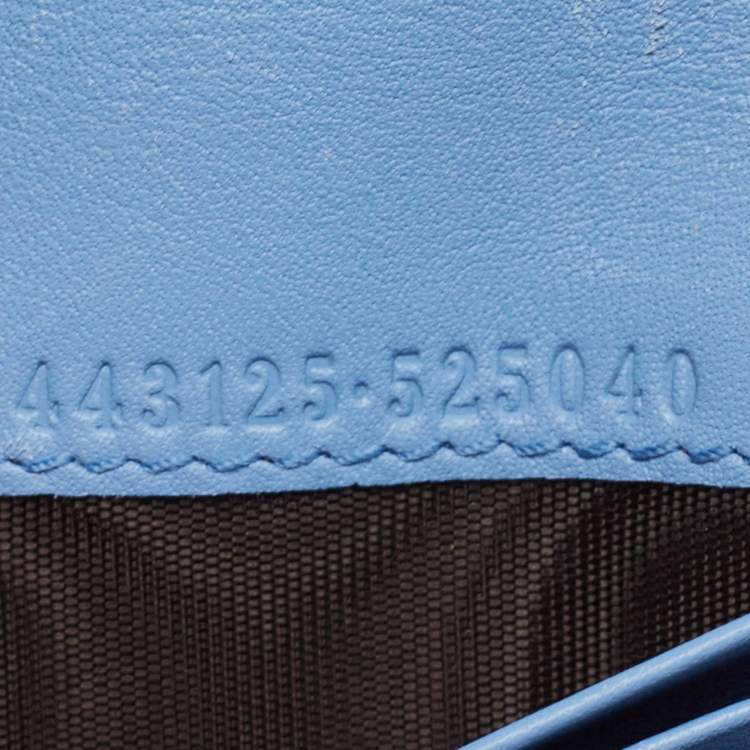 Pre Owned Gucci Blue Matelassé Leather GG Marmont Card Case