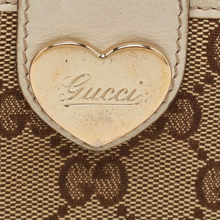 Pre Owned Gucci Beige/Off White GG Canvas and Leather Heart Flap Card Holder