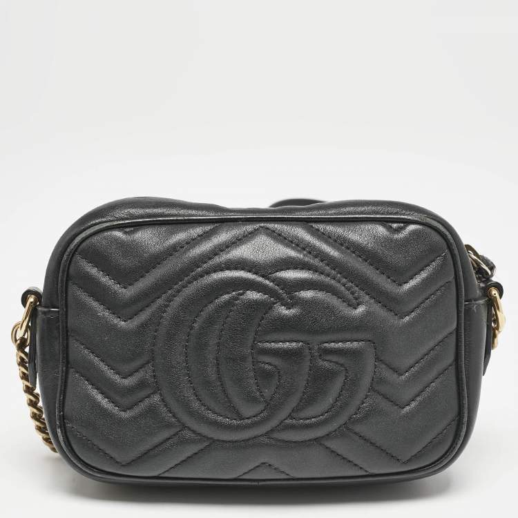 Pre Owned Gucci Black Matelassé Leather Mini GG Marmont Camera Bag