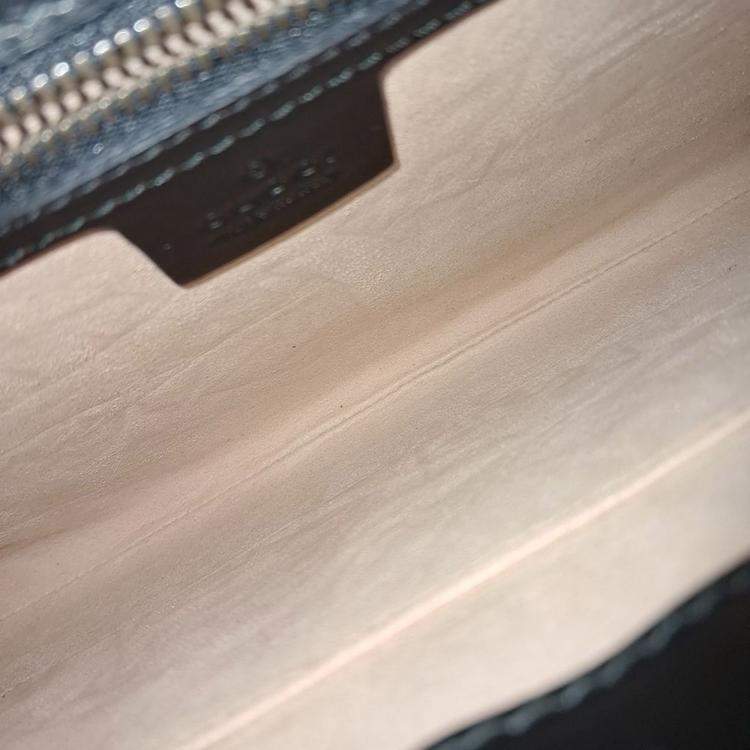 مملوكة مسبقًا Gucci Black Leather Marmont Matelasse Clutch