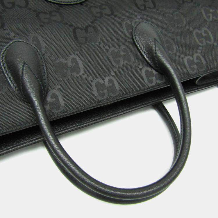 Pre Owned Gucci Black Nylon Canvas GG Off The Grid Shoulder Bag