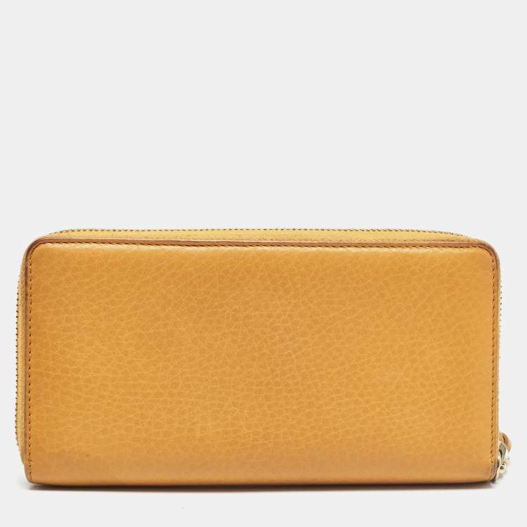Pre Owned Gucci Orange Leather Soho Zip Continental Wallet
