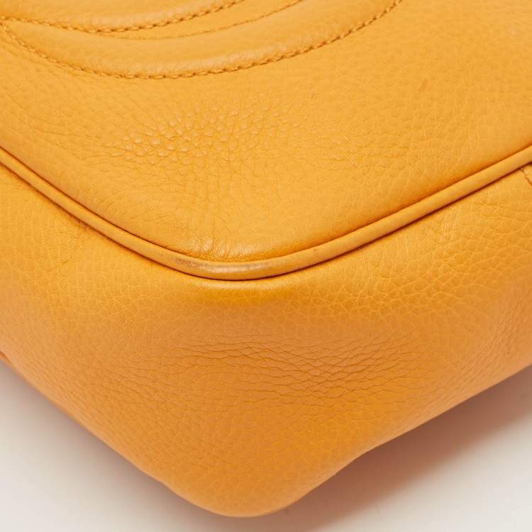 Pre Owned Gucci Mustard Leather Small Soho Disco Crossbody Bag