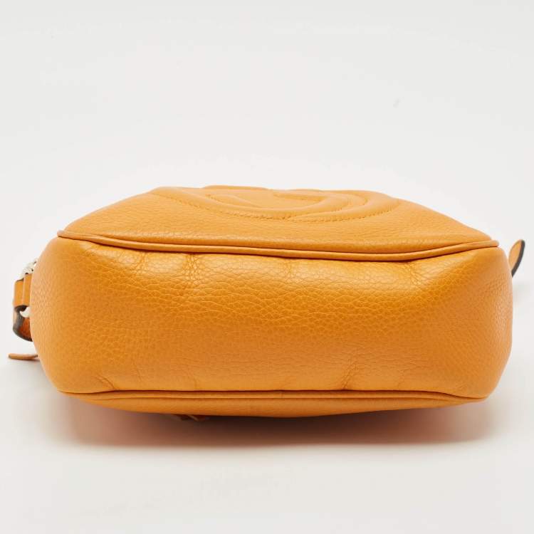 Pre Owned Gucci Mustard Leather Small Soho Disco Crossbody Bag