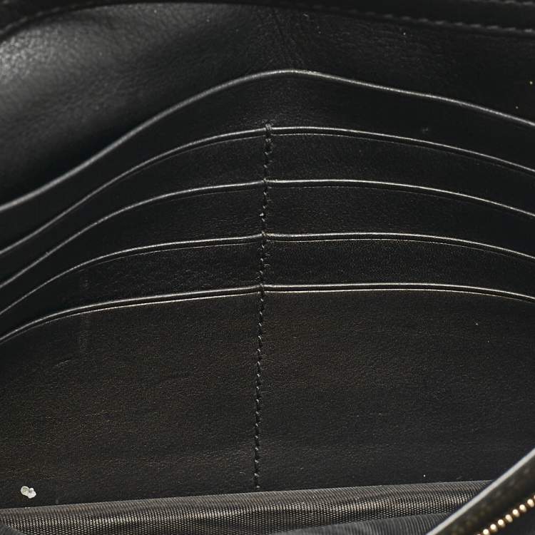 Pre Owned Gucci Black Microguccissima Leather Flap Crossbody Bag
