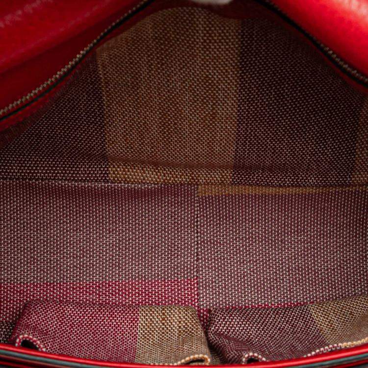 Pre Owned Gucci Red Leather Bamboo Daily Medium Crossbody Bag
