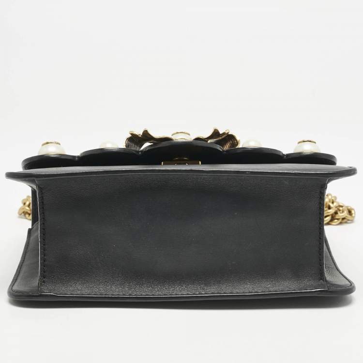 Pre Owned Gucci Black Leather Bow Pearl Embellished Shoulder Bag
