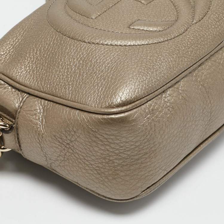 Pre Owned Gucci Metallic Leather Soho Disco Camera Crossbody Bag