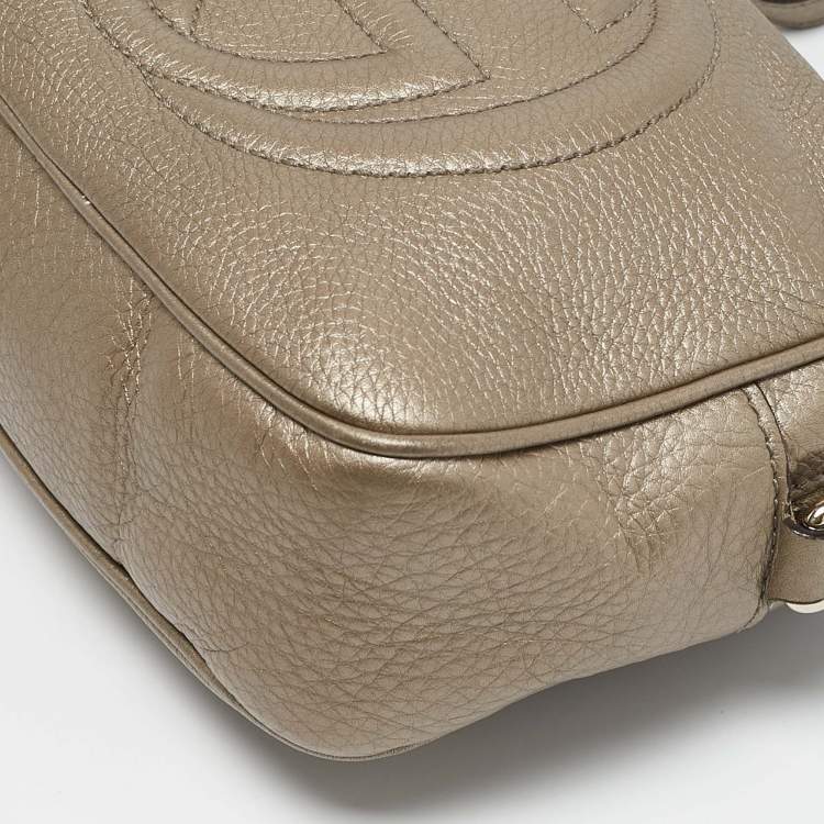 Pre Owned Gucci Metallic Leather Soho Disco Camera Crossbody Bag