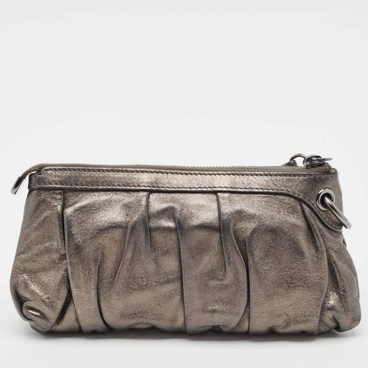 Pre Owned Gucci Metallic Leather Bamboo Tassel Pouch