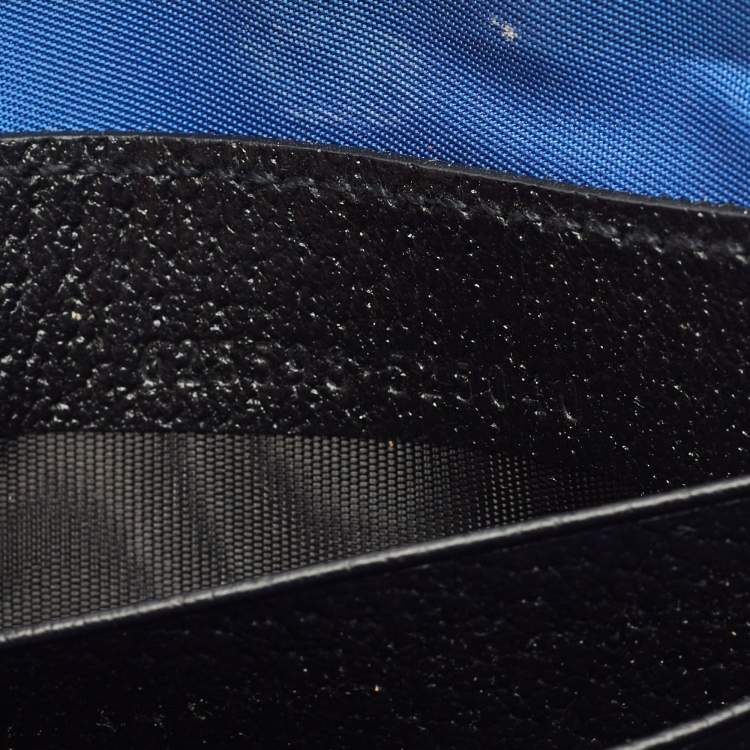 Pre Owned Gucci Blue/Black GG Nylon and Leather Off The Grid Clutch
