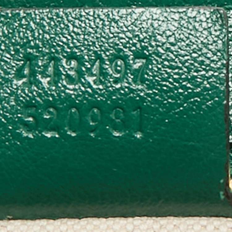 Pre Owned Gucci Green Diagonal Quilt Leather Small GG Marmont Torchon Shoulder Bag