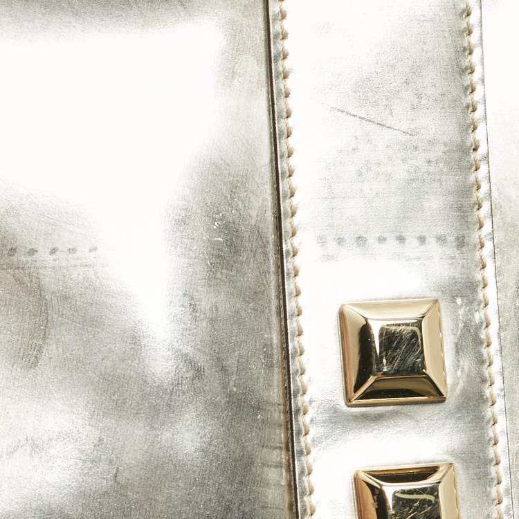Pre Owned Gucci Gold Patent Leather Studded Wristlet Zip Clutch