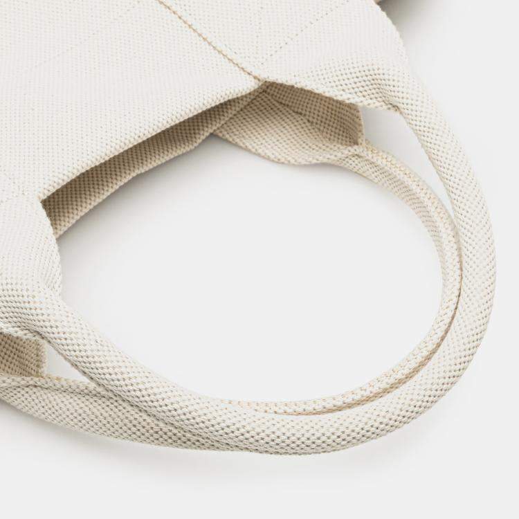 Pre Owned Gucci Grey/White Canvas Embossed Logo Tote