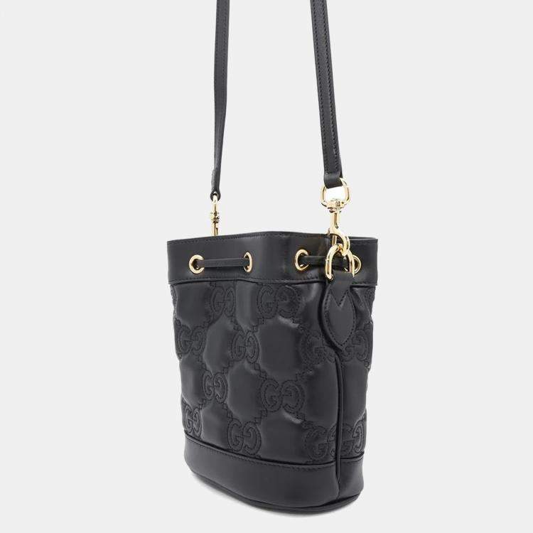 Pre Owned Gucci Black Leather GG Matelasse Bucket Bag